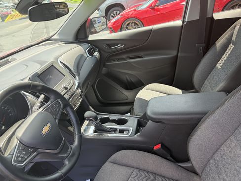 Used 2023 Chevrolet Equinox LT FWD image 15