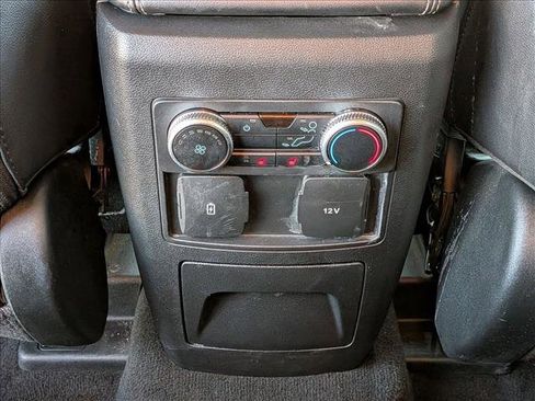 Used 2023 Ford Explorer Limited image 17