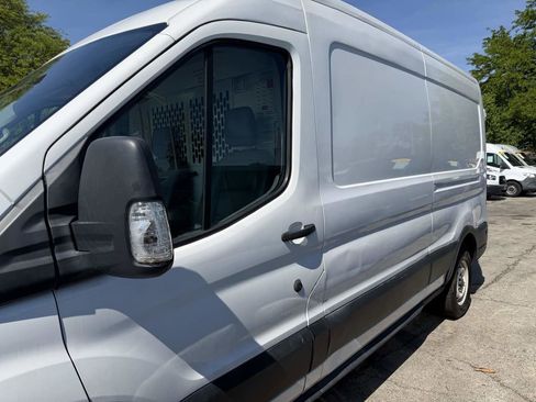 Used 2019 Ford Transit 150 148 Medium Roof RWD image 9
