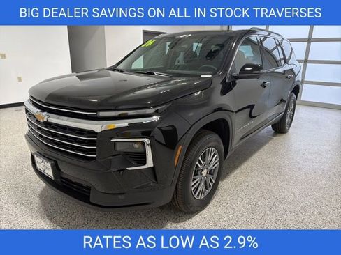 New 2026 Chevrolet Traverse LT w/ Driver Confidence Package FWD image 6