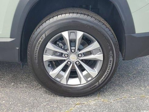 Used 2026 Chevrolet Equinox LT w/ Convenience Package II FWD image 6