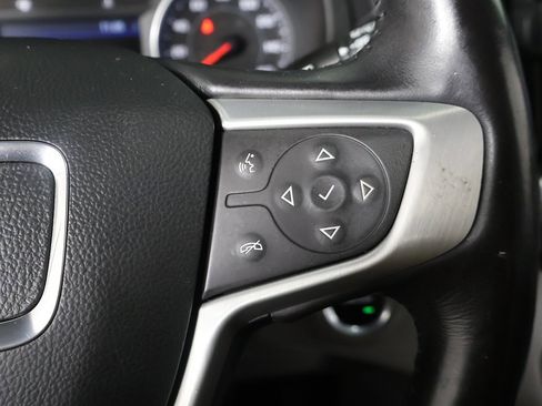 Used 2022 GMC Terrain SLT image 39