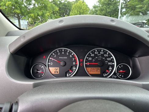 Used 2008 Nissan Xterra SE w/ Supplemental Air Bag Pkg AWD/4WD image 3