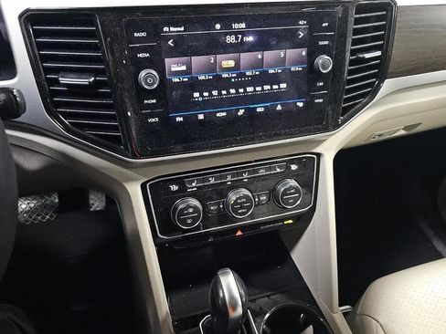 Used 2022 Volkswagen Atlas SE image 15