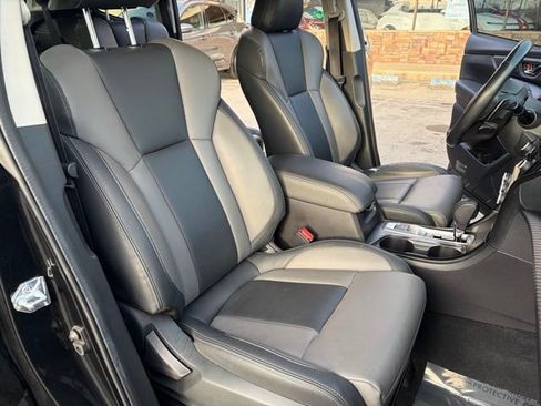 Used 2022 Subaru Ascent Onyx Edition AWD/4WD image 46
