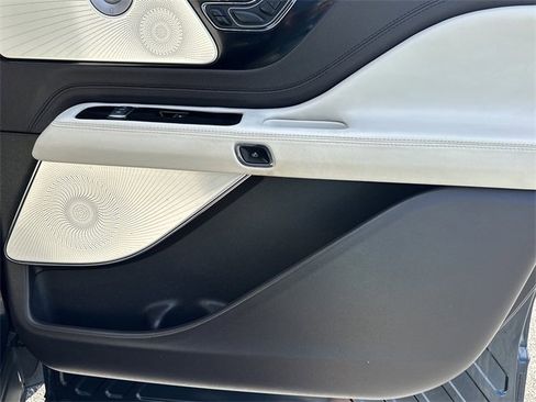 Used 2020 Lincoln Aviator Black Label w/ Dynamic Handling Package image 13