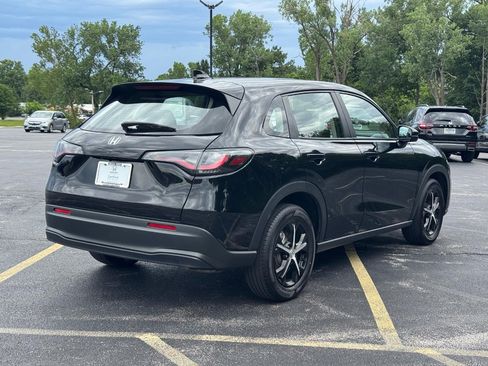 Certified 2025 Honda HR-V LX image 4
