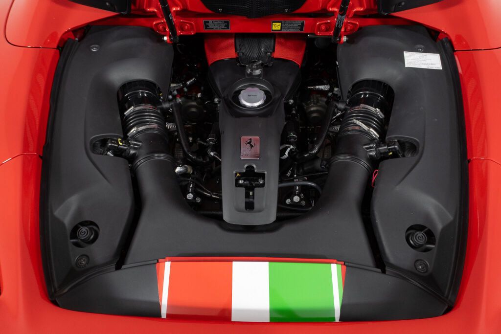 Used 2022 Ferrari F8 Tributo RWD image 22