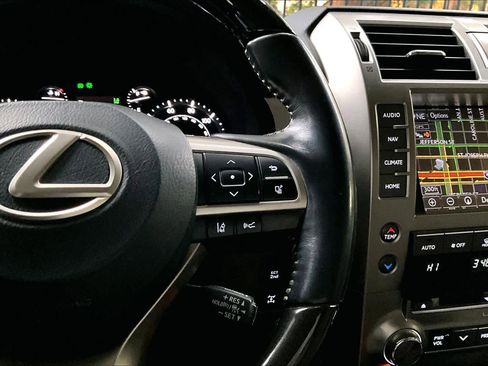 Used 2020 Lexus GX 460 Luxury image 24
