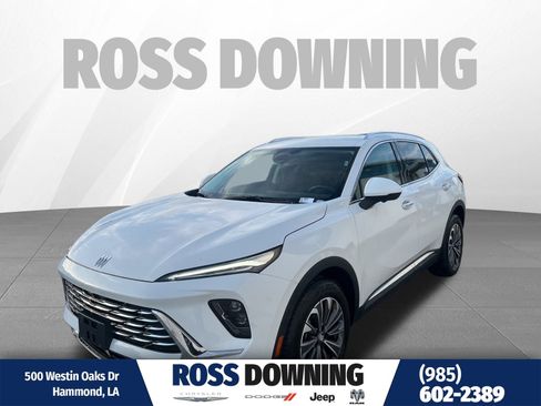 Used 2024 Buick Envision Preferred image 1