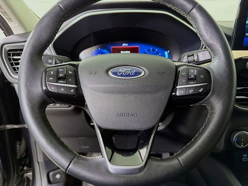 Used 2022 Ford Escape Titanium w/ Titanium Elite Package AWD/4WD image 14