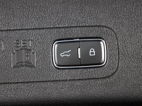Used 2023 Lincoln Aviator Reserve w/ Equipment Group 201A AWD/4WD image 32