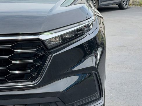 Used 2023 Honda CR-V EX-L image 2