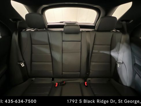 Certified 2022 Mercedes-Benz GLE 350 w/ AMG Line Exterior image 25
