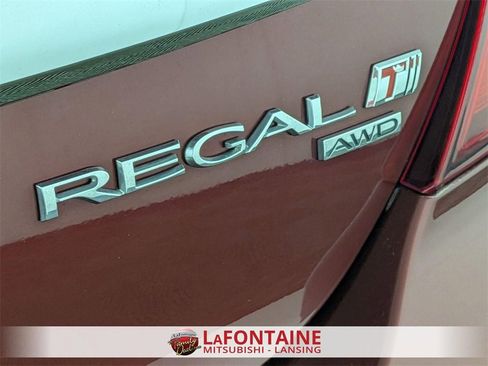 Used 2017 Buick Regal Premium w/ Driver Confidence Package #2 image 19