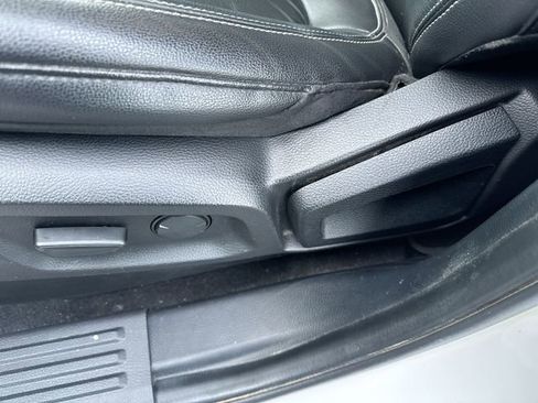 Used 2019 Ford Ranger Lariat w/ Equipment Group 501A Mid image 12