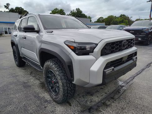 Used 2025 Toyota 4Runner TRD Off-Road Premium w/ Tow Technology Package AWD/4WD image 3
