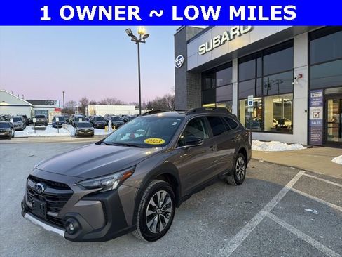 Used 2023 Subaru Outback Limited image 1