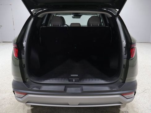 Used 2025 Hyundai Tucson SEL FWD image 19