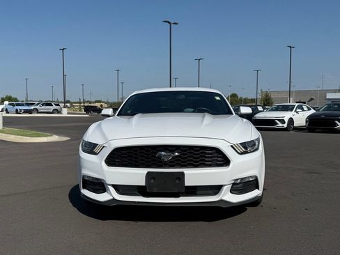 Used 2017 Ford Mustang Coupe RWD image 2