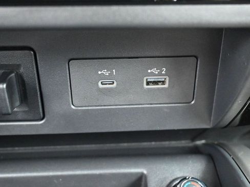 Used 2020 Nissan Titan Platinum Reserve image 31