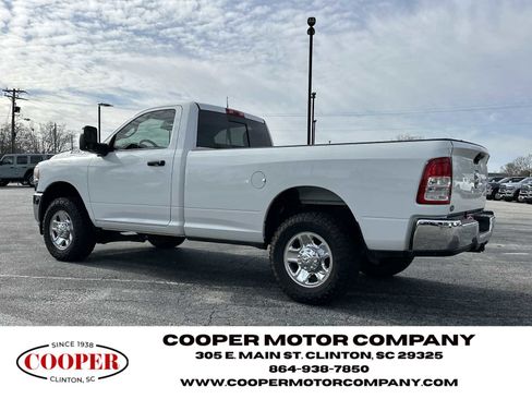 Used 2024 RAM 3500 Tradesman w/ Chrome Appearance Group image 5