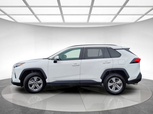 Used 2024 Toyota RAV4 XLE FWD image 6