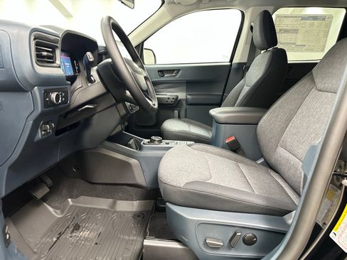 New 2025 Ford Maverick XLT w/ XLT Luxury Package AWD/4WD image 11