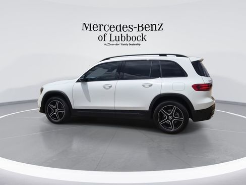 New 2025 Mercedes-Benz GLB 250 image 6