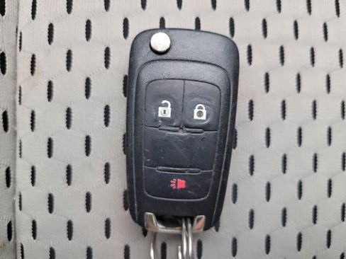 Used 2015 GMC Terrain SLE FWD image 32