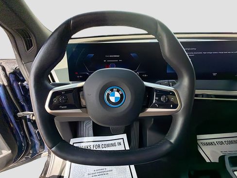 Used 2023 BMW iX xDrive50 w/ Sport Package AWD/4WD image 35