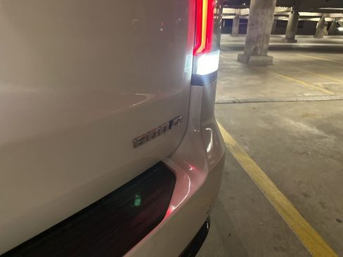 Used 2024 Cadillac Escalade ESV Sport Platinum w/ Heavy-Duty Trailer Package image 7