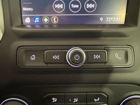 Used 2020 Chevrolet Silverado 1500 Custom w/ Custom Value Package AWD/4WD image 27