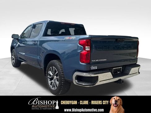 Used 2024 Chevrolet Silverado 1500 LT AWD/4WD image 9