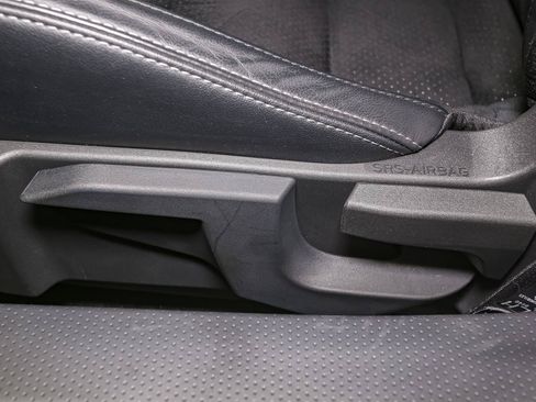 Certified 2024 Toyota GR86 Premium RWD image 40