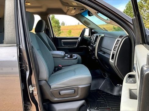 Used 2014 RAM 1500 Classic SLT AWD/4WD image 26