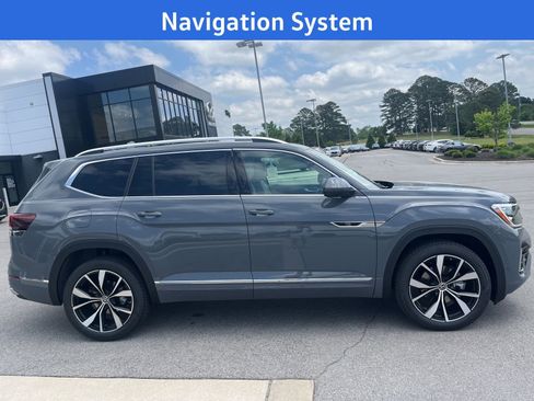 New 2026 Volkswagen Atlas SEL Premium R-Line AWD/4WD image 3