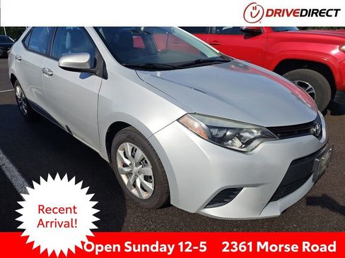 Used 2014 Toyota Corolla LE FWD image 1