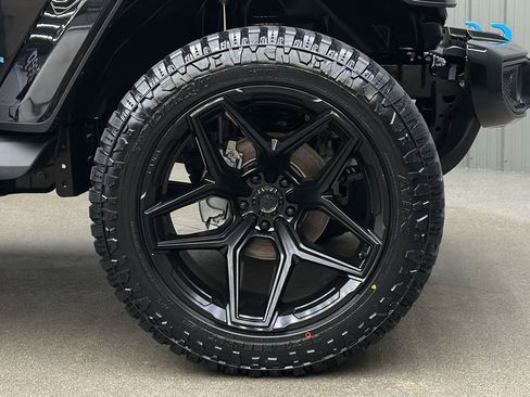 Used 2024 Jeep Wrangler High Altitude image 9