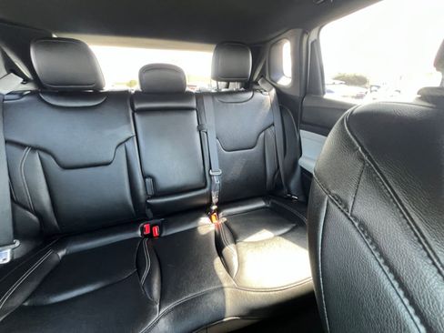 Used 2025 Jeep Compass Limited AWD/4WD image 42