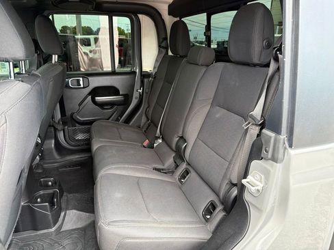 Used 2021 Jeep Gladiator Sport AWD/4WD image 21