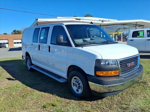 Used 2021 GMC Savana 2500 w/ Driver Convenience Package image 8