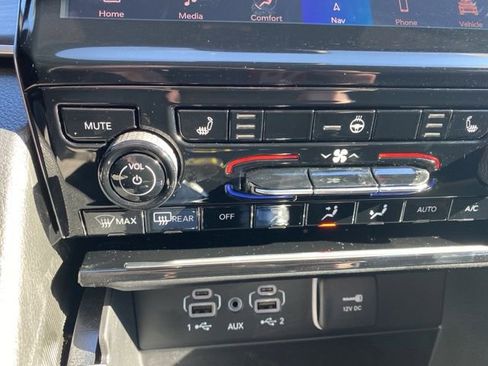 New 2025 Jeep Grand Cherokee Limited image 28