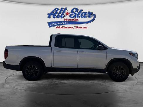 Certified 2025 Honda Ridgeline Sport image 4