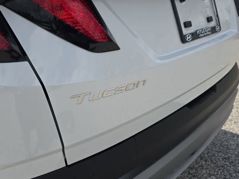 New 2026 Hyundai Tucson SEL FWD image 13