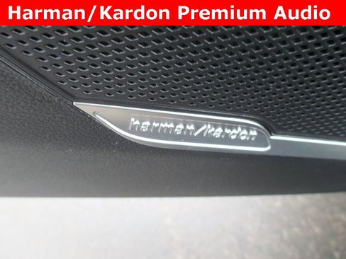 Used 2023 Kia Sportage SX Prestige image 18