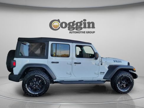 Used 2020 Jeep Wrangler Unlimited Sport image 5