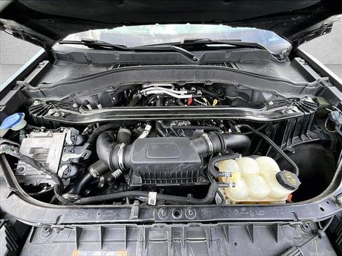 Used 2021 Ford Explorer Platinum w/ Equipment Group 601A image 11