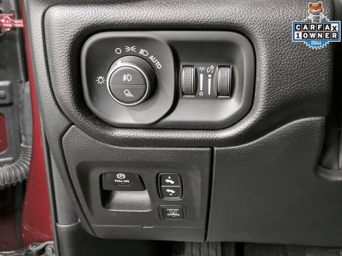 Used 2025 RAM 1500 Big Horn AWD/4WD image 22