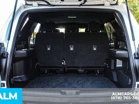 Used 2025 Toyota 4Runner SR5 AWD/4WD image 21